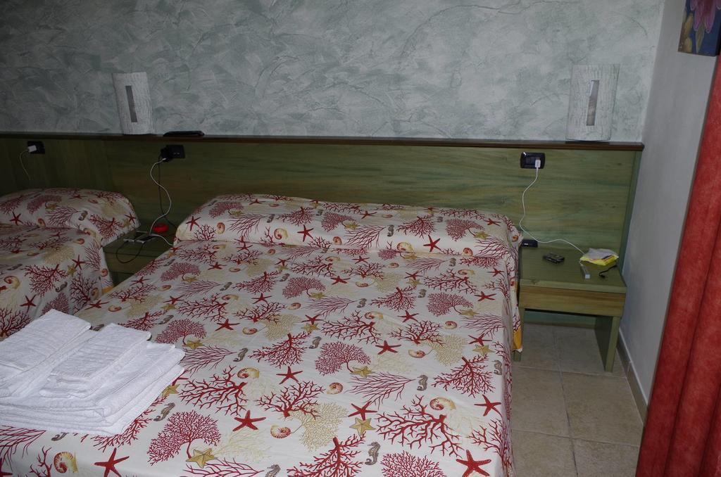 Villa Arneide Bed And Breakfast Torre Lapillo Exterior photo