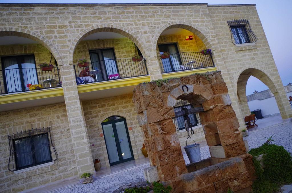Villa Arneide Bed And Breakfast Torre Lapillo Exterior photo