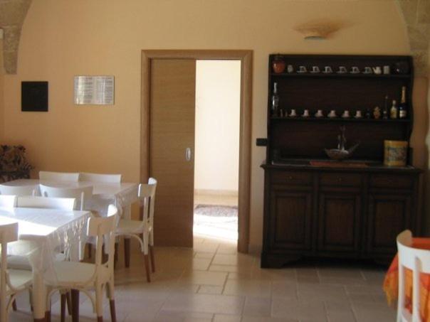 Villa Arneide Bed And Breakfast Torre Lapillo Exterior photo